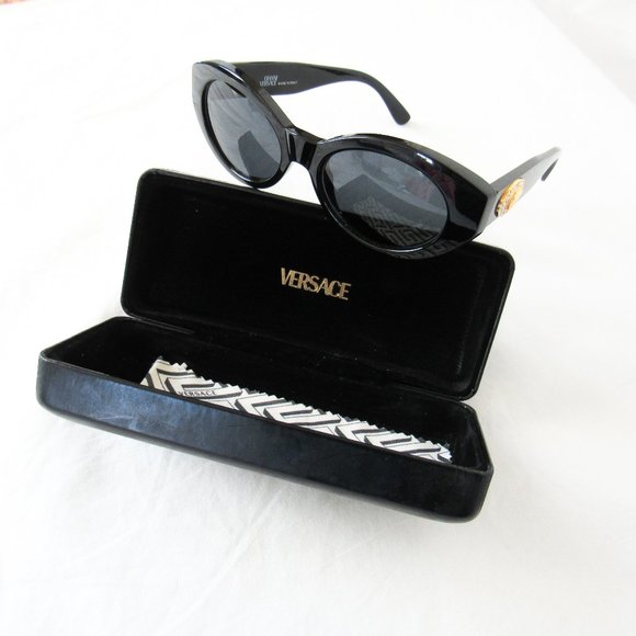 VERY RARE! AUTHENTIC VTG 1990’S GIANNI VERSACE BLACK DESIGNER SUNGLASSES CZ - Picture 8 of 15